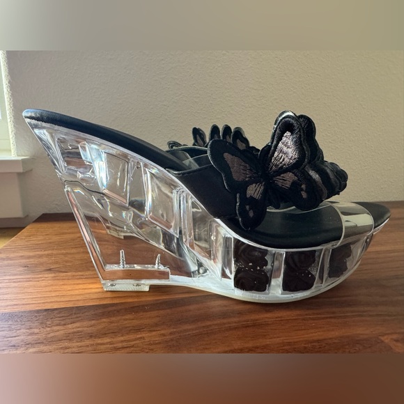 Clear Platform Black Butterfly Wedge Sandals - Size 8.5/9 - Picture 5 of 16